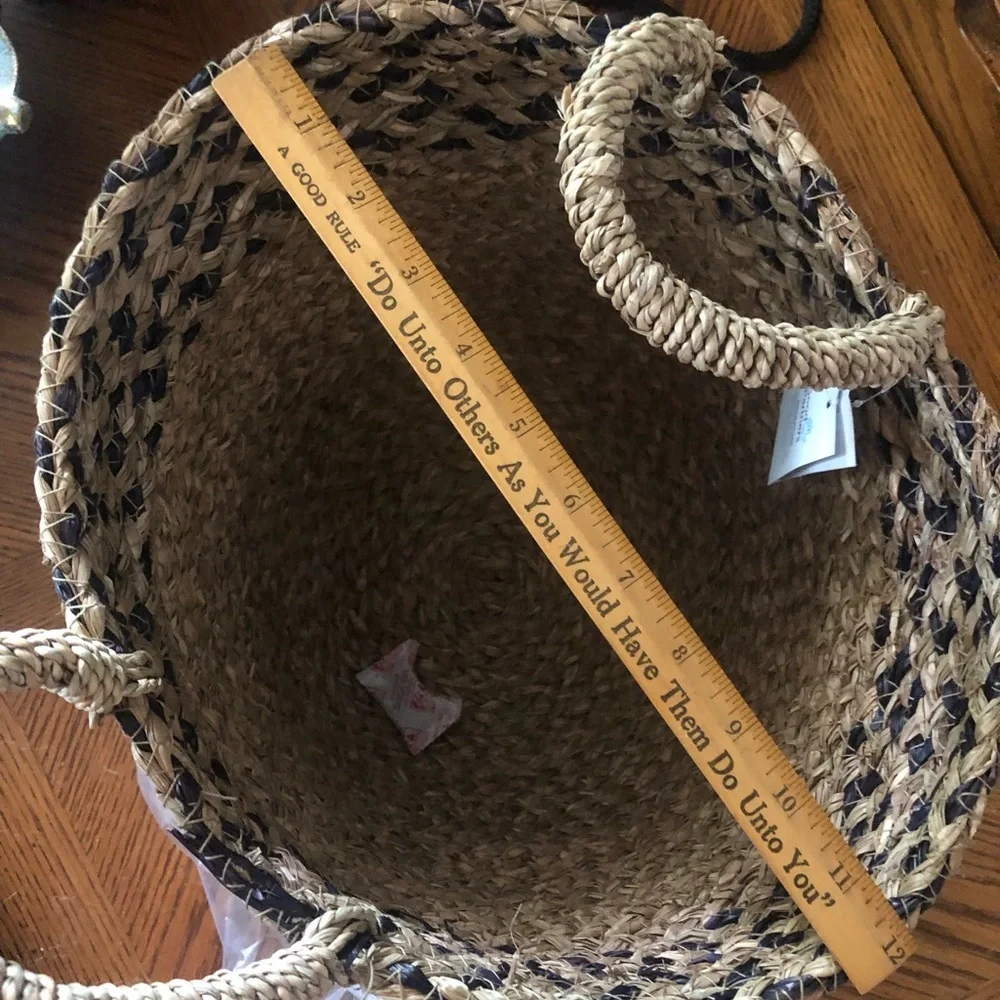 Natural Seagrass Basket